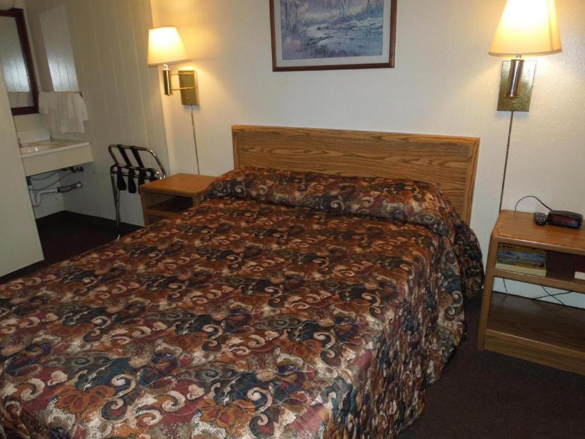 Value Inn Motel Сендаскі Екстер'єр фото